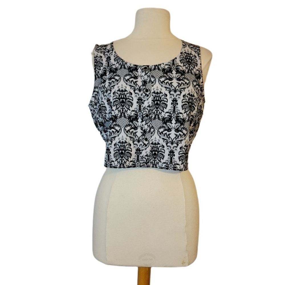 Mine crop top  